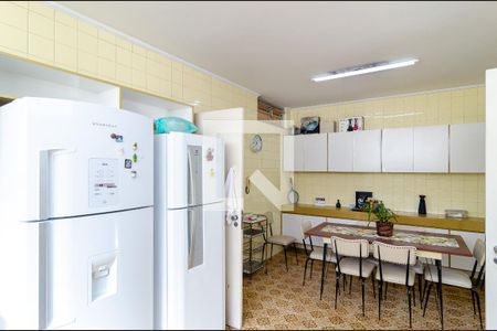 Casa à venda com 320m², 4 quartos e 3 vagasCozinha