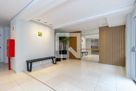 Apartamento à venda com 43m², 2 quartos e sem vaga Apartamento à venda com 43m², 2 quartos e sem vagaHall social