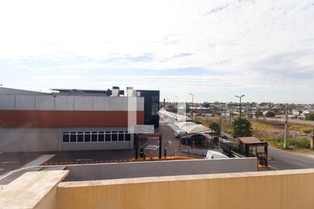 Vista da Sala/Quarto de apartamento para alugar com 1 quarto, 32m² em Uberaba, Curitiba