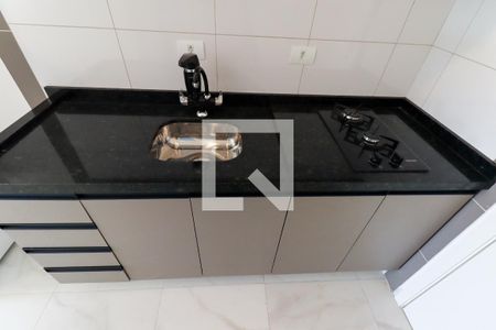 Cozinha de apartamento para alugar com 1 quarto, 32m² em Uberaba, Curitiba