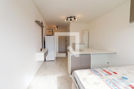 Sala/Quarto de apartamento para alugar com 1 quarto, 32m² em Uberaba, Curitiba