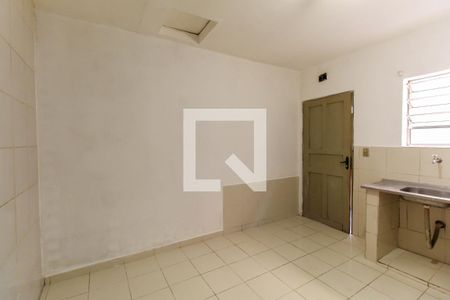 Sala/Quarto de kitnet/studio para alugar com 1 quarto, 9m² em Mooca, São Paulo