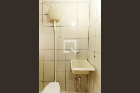 Banheiro de kitnet/studio para alugar com 1 quarto, 9m² em Mooca, São Paulo