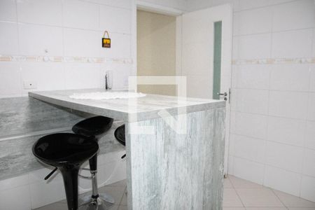Casa à venda com 120m², 3 quartos e 2 vagas Casa à venda com 120m², 3 quartos e 2 vagasCozinha