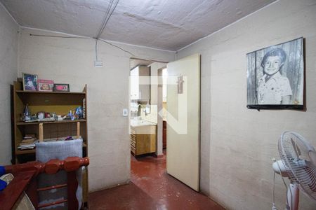 Quarto 2 de apartamento para alugar com 2 quartos, 50m² em Conjunto Residencial José Bonifácio, São Paulo