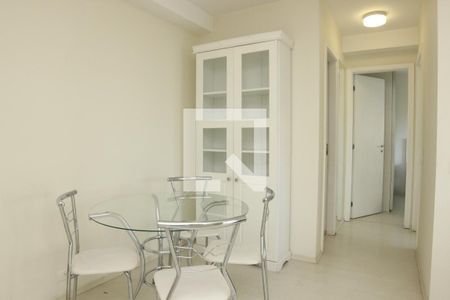 Apartamento à venda com 67m², 2 quartos e 2 vagasSala