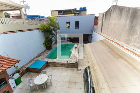 Casa à venda com 160m², 2 quartos e 5 vagas Casa à venda com 160m², 2 quartos e 5 vagasVista da Varanda
