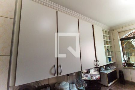 Casa à venda com 160m², 2 quartos e 5 vagas Casa à venda com 160m², 2 quartos e 5 vagasCozinha