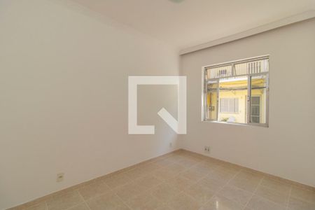 Quarto 1 de apartamento para alugar com 2 quartos, 62m² em Bonsucesso, Rio de Janeiro