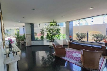 Apartamento à venda com 158m², 4 quartos e 2 vagasHall