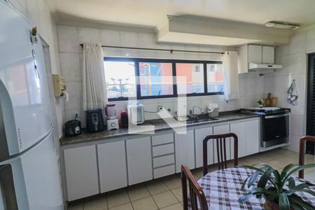 Apartamento à venda com 158m², 4 quartos e 2 vagasCozinha