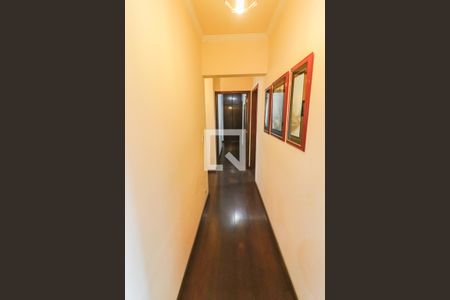 Apartamento à venda com 158m², 4 quartos e 2 vagasCorredor