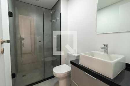 Banheiro de kitnet/studio para alugar com 1 quarto, 37m² em Cidade Mãe do Céu, São Paulo