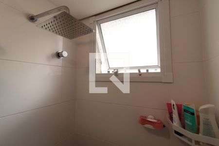 Apartamento para alugar com 55m², 2 quartos e 1 vagaDetalhe do banheiro