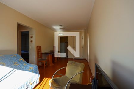 Sala  de apartamento para alugar com 3 quartos, 70m² em Jardim Recanto Suave, Cotia