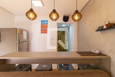 Sala de kitnet/studio para alugar com 1 quarto, 32m² em Consolação, São Paulo