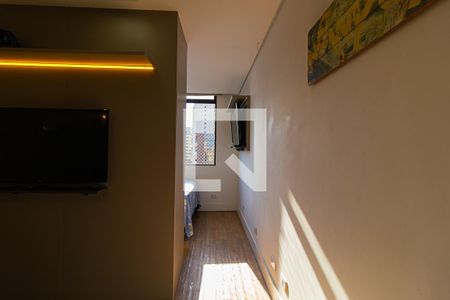 Sala de kitnet/studio para alugar com 1 quarto, 32m² em Consolação, São Paulo