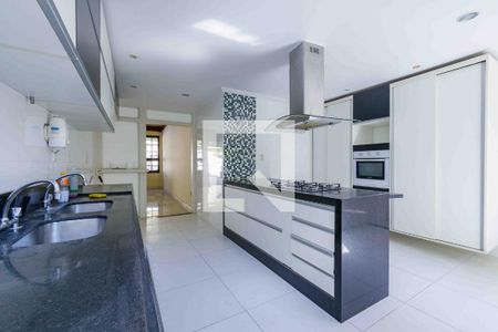 Casa para alugar com 400m², 3 quartos e 5 vagas Casa para alugar com 400m², 3 quartos e 5 vagasCozinha