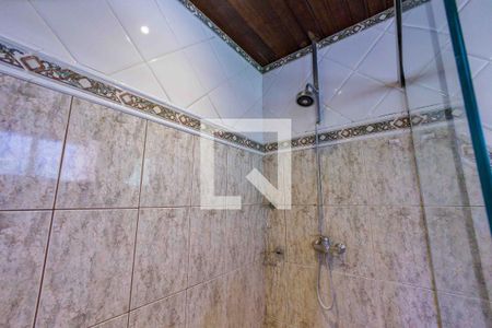 Casa para alugar com 400m², 3 quartos e 5 vagas Casa para alugar com 400m², 3 quartos e 5 vagasBanheiro Suíte 1