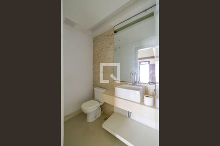 Casa para alugar com 400m², 3 quartos e 5 vagas Casa para alugar com 400m², 3 quartos e 5 vagasBanheiro