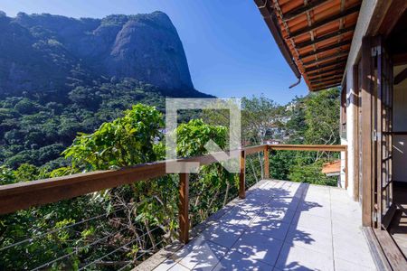 Casa para alugar com 400m², 3 quartos e 5 vagas Casa para alugar com 400m², 3 quartos e 5 vagasVaranda 1