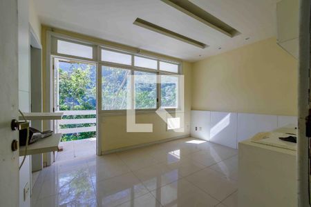 Casa para alugar com 400m², 3 quartos e 5 vagas Casa para alugar com 400m², 3 quartos e 5 vagasSuíte 2