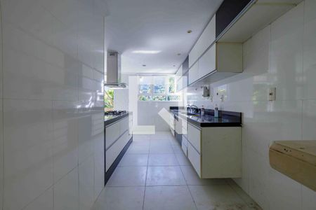 Casa para alugar com 400m², 3 quartos e 5 vagas Casa para alugar com 400m², 3 quartos e 5 vagasCozinha