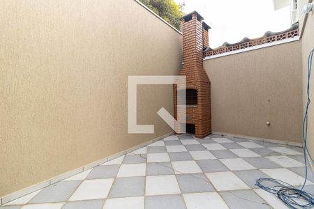 Casa à venda com 200m², 3 quartos e 4 vagas Casa à venda com 200m², 3 quartos e 4 vagasÁrea Externa