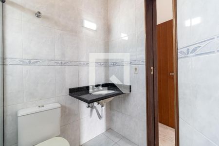 Casa à venda com 200m², 3 quartos e 4 vagas Casa à venda com 200m², 3 quartos e 4 vagasBanheiro da Suíte 1