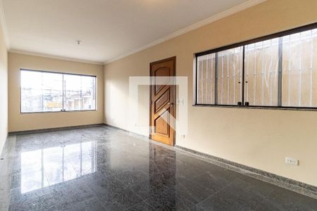 Sala de casa à venda com 3 quartos, 200m² em Vila Brasilina, São Paulo