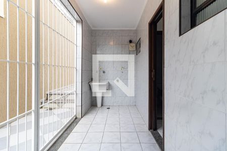 Casa à venda com 200m², 3 quartos e 4 vagas Casa à venda com 200m², 3 quartos e 4 vagasÁrea de Serviço