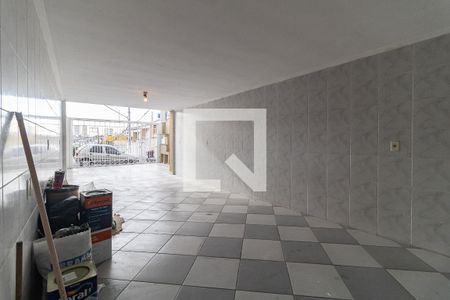 Casa à venda com 200m², 3 quartos e 4 vagas Casa à venda com 200m², 3 quartos e 4 vagasGaragem