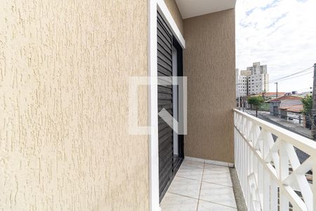 Casa à venda com 200m², 3 quartos e 4 vagas Casa à venda com 200m², 3 quartos e 4 vagasVaranda da Suíte 1