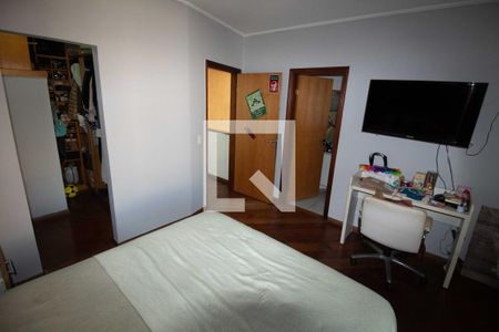 Suíte 1 de casa à venda com 5 quartos, 400m² em Vila da Saúde, São Paulo