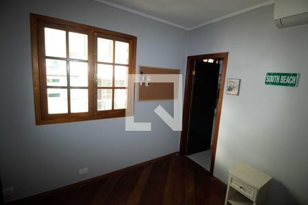 Casa à venda com 400m², 5 quartos e 3 vagas Casa à venda com 400m², 5 quartos e 3 vagasSuíte 2