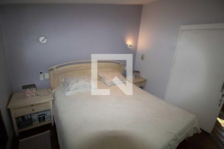 Casa à venda com 400m², 5 quartos e 3 vagas Casa à venda com 400m², 5 quartos e 3 vagasSuíte 4