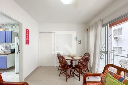 Sala de apartamento para alugar com 2 quartos, 70m² em Jardim Belmar, Guarujá