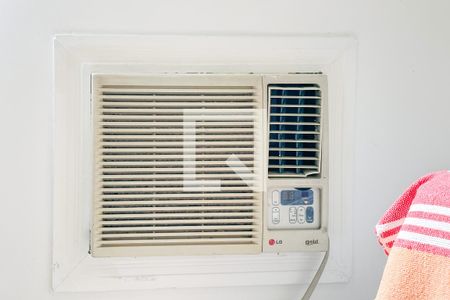 Quarto 1 de apartamento para alugar com 2 quartos, 70m² em Jardim Belmar, Guarujá