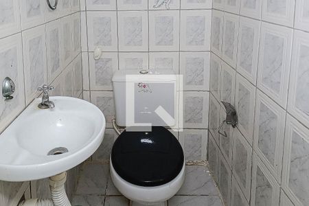 Casa para alugar com 90m², 2 quartos e sem vagaBanheiro da Suíte