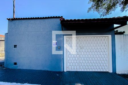 Casa à venda com 110m², 2 quartos e 2 vagasFachada