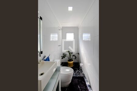 Casa à venda com 110m², 2 quartos e 2 vagasBanheiro