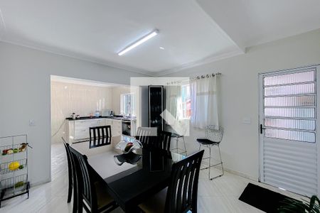 Casa à venda com 110m², 2 quartos e 2 vagasCozinha