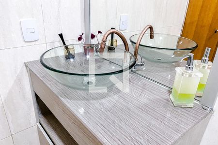 Casa à venda com 110m², 2 quartos e 2 vagasBanheiro da Suíte