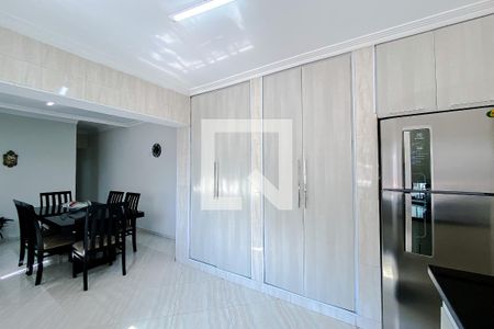 Casa à venda com 110m², 2 quartos e 2 vagasCozinha