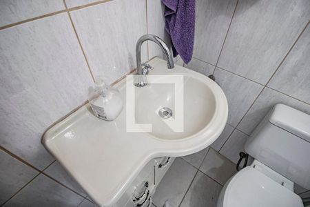 Casa à venda com 196m², 3 quartos e 3 vagasBanheiro de Serviço - Torneira