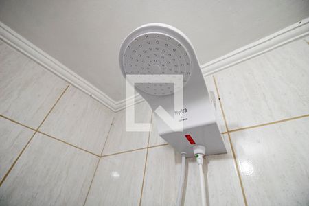 Casa à venda com 196m², 3 quartos e 3 vagasBanheiro de Serviço - Chuveiro