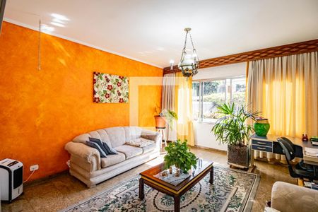 Sala de casa à venda com 3 quartos, 196m² em Vila Monumento, São Paulo