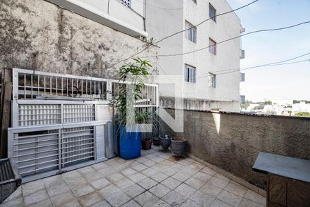 Casa à venda com 196m², 3 quartos e 3 vagasQuintal