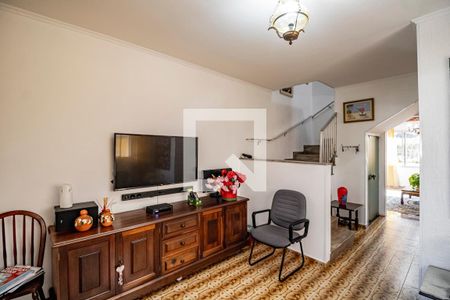 Casa à venda com 196m², 3 quartos e 3 vagasSala de TV