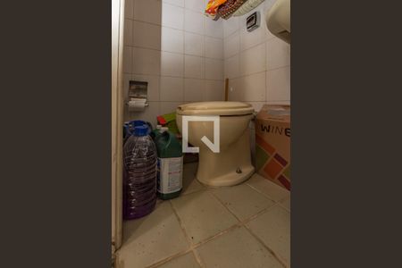 Apartamento para alugar com 107m², 2 quartos e 2 vagas Apartamento para alugar com 107m², 2 quartos e 2 vagasBanheiro de serviço